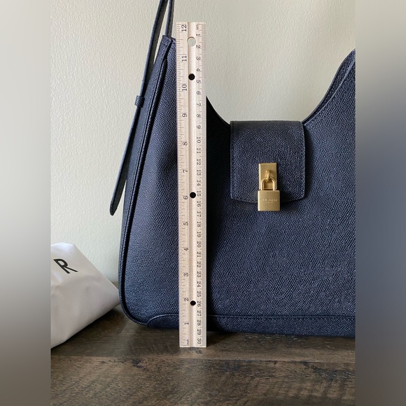 Ted Baker London Chelsea Padlock leather shoulder bag - Picture 5 of 15